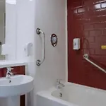 Travelodge 호텔 3*