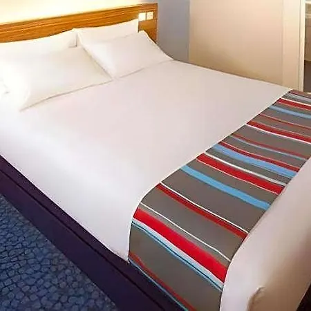 Hotell Travelodge 3*