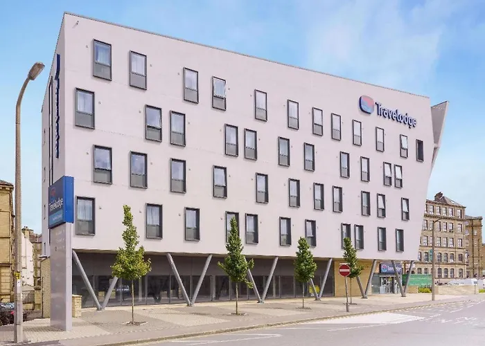 Отель Travelodge Брадфорд