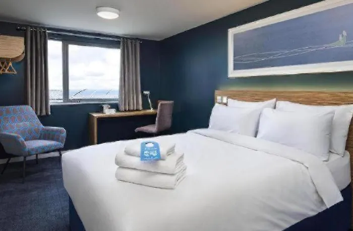 Отель Travelodge